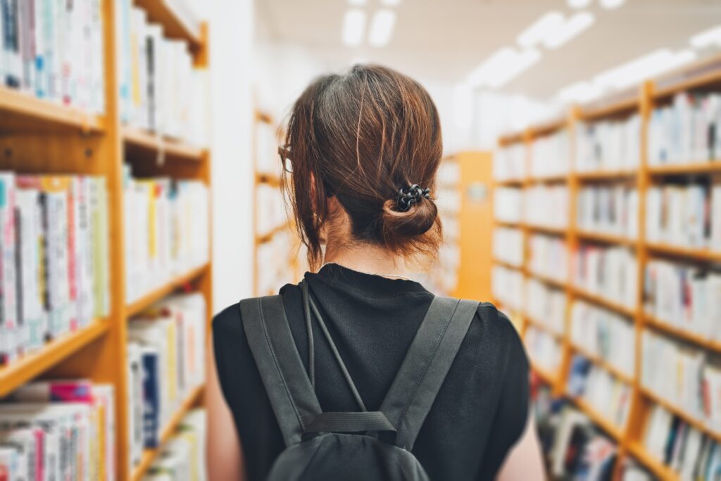 ラスカ平塚店図書室