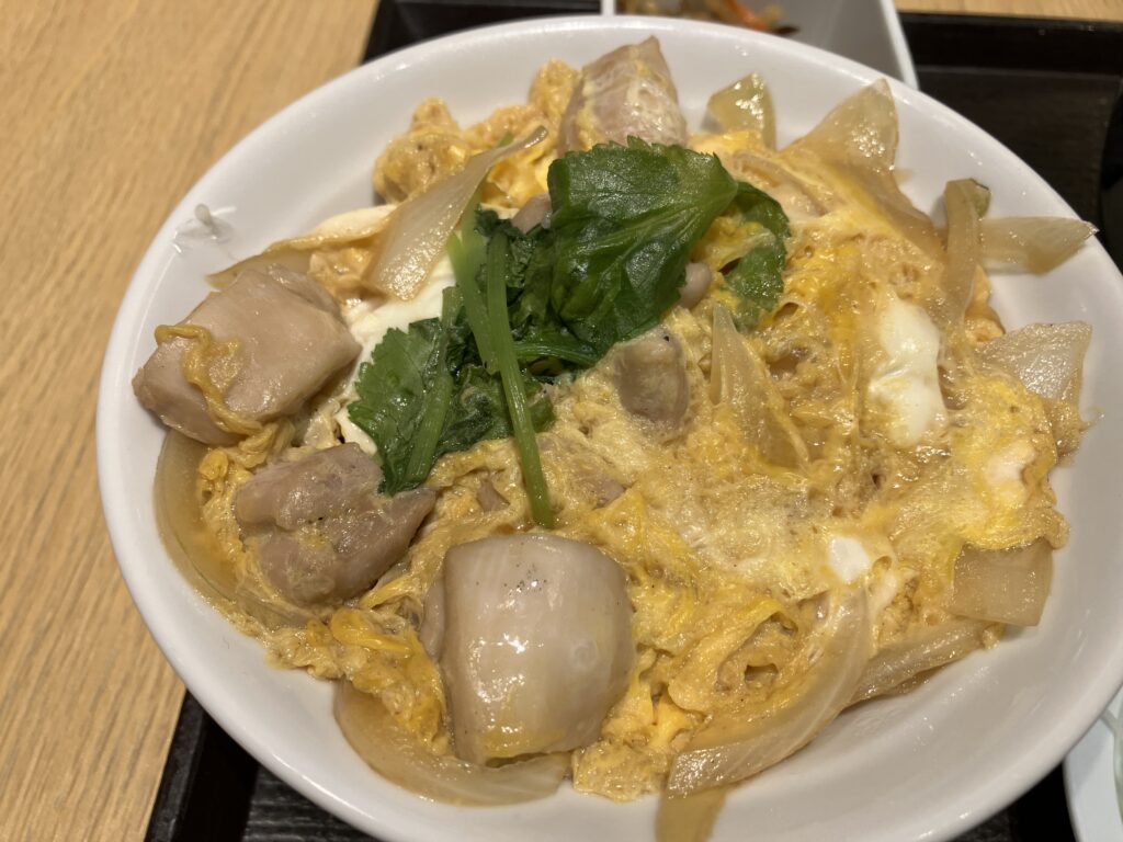 平塚そば吉祥庵ららぽーと湘南平塚店親子丼