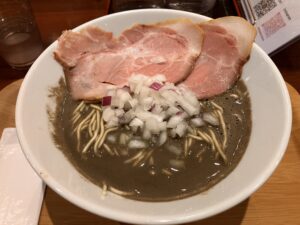 平塚ラーメン湘南の貴煮干し蕎麦